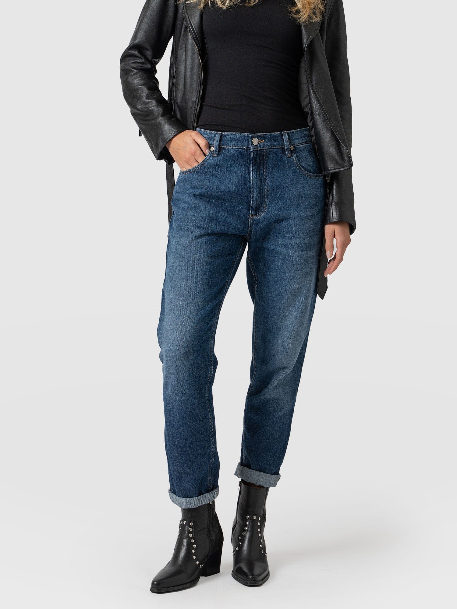 Boyfriend Jeans - Mid Blue - Image 4