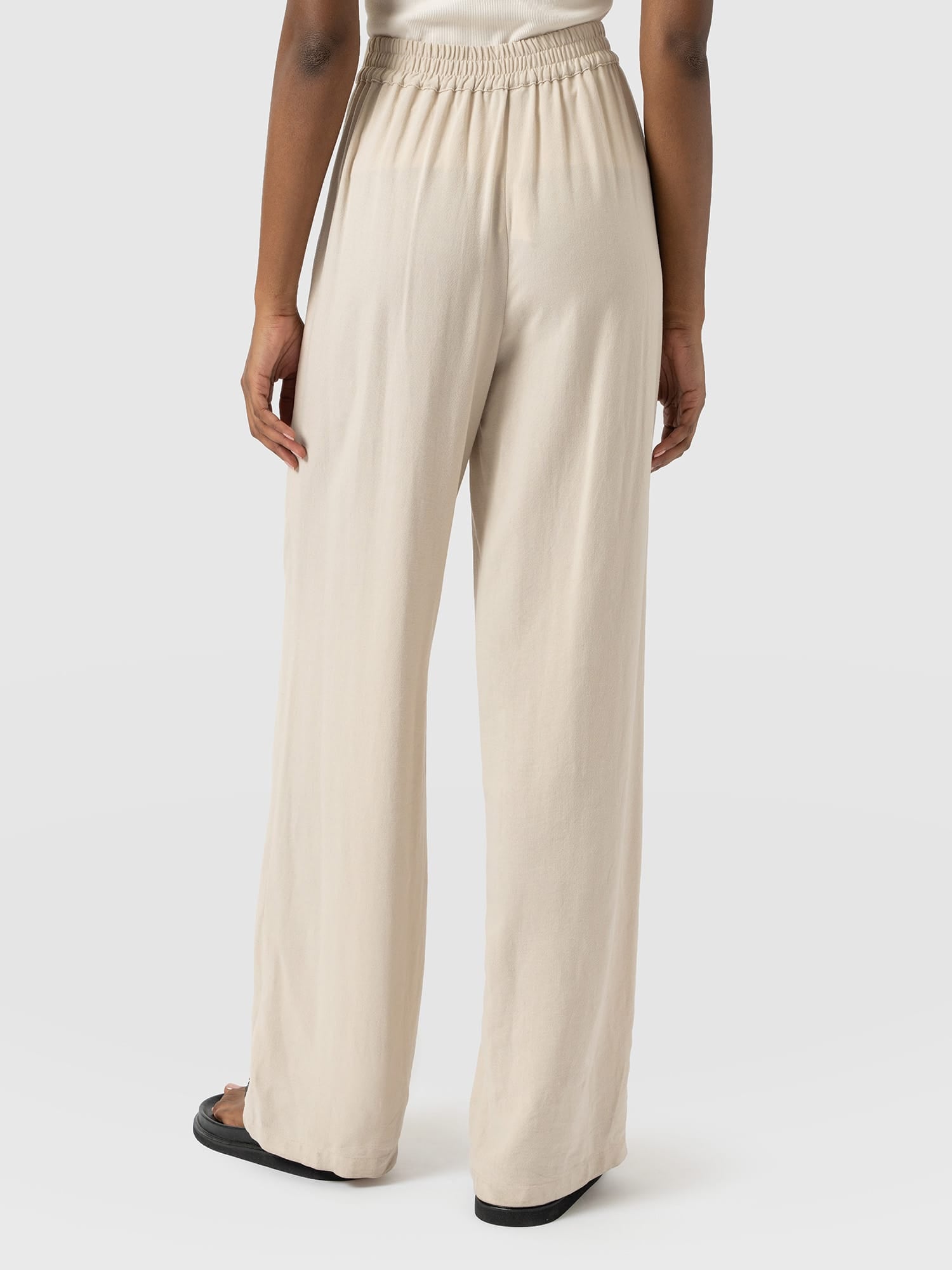 Corinne Wide Leg Linen Pant - Oatmeal - Image 6