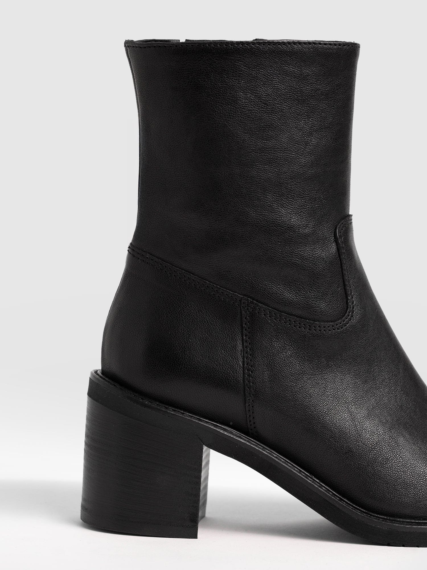 Dakota Ankle Boot - Black - Image 5