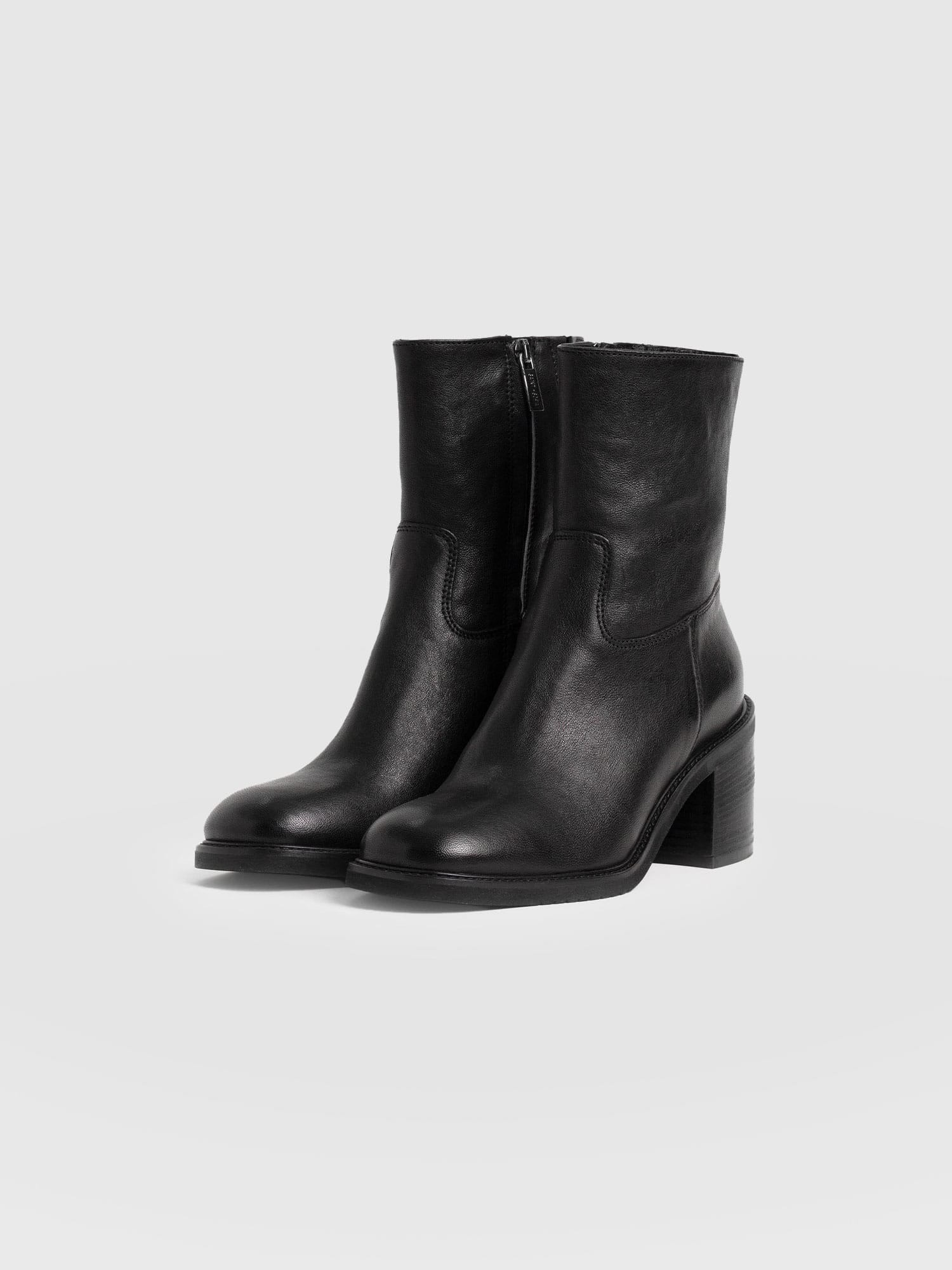 Dakota Ankle Boot - Black - Image 3