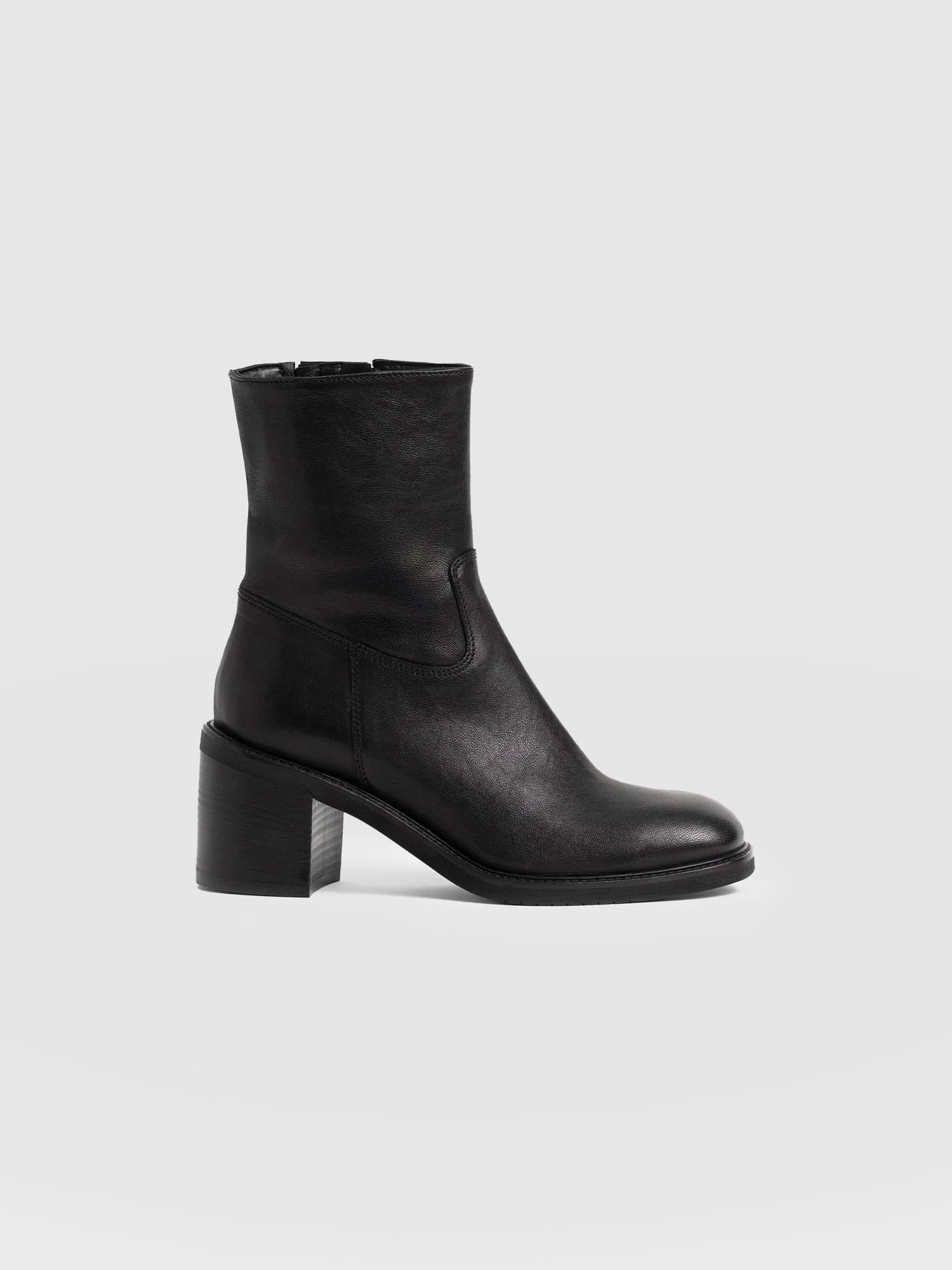 Dakota Ankle Boot - Black