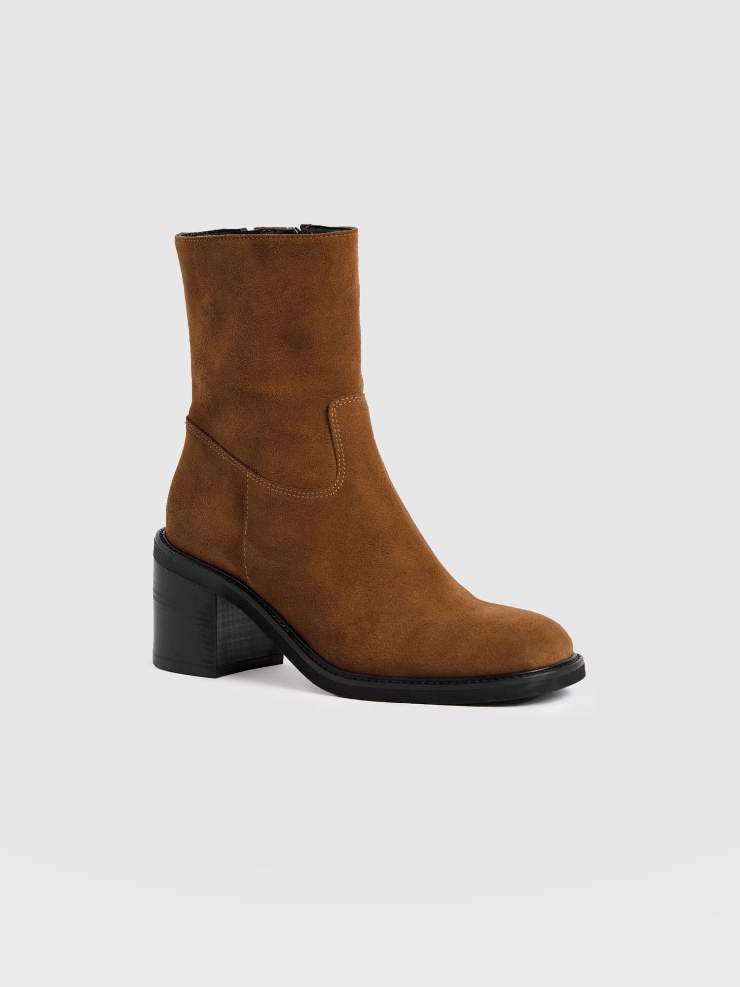 Dakota Ankle Boot - Camel Suede - Image 3