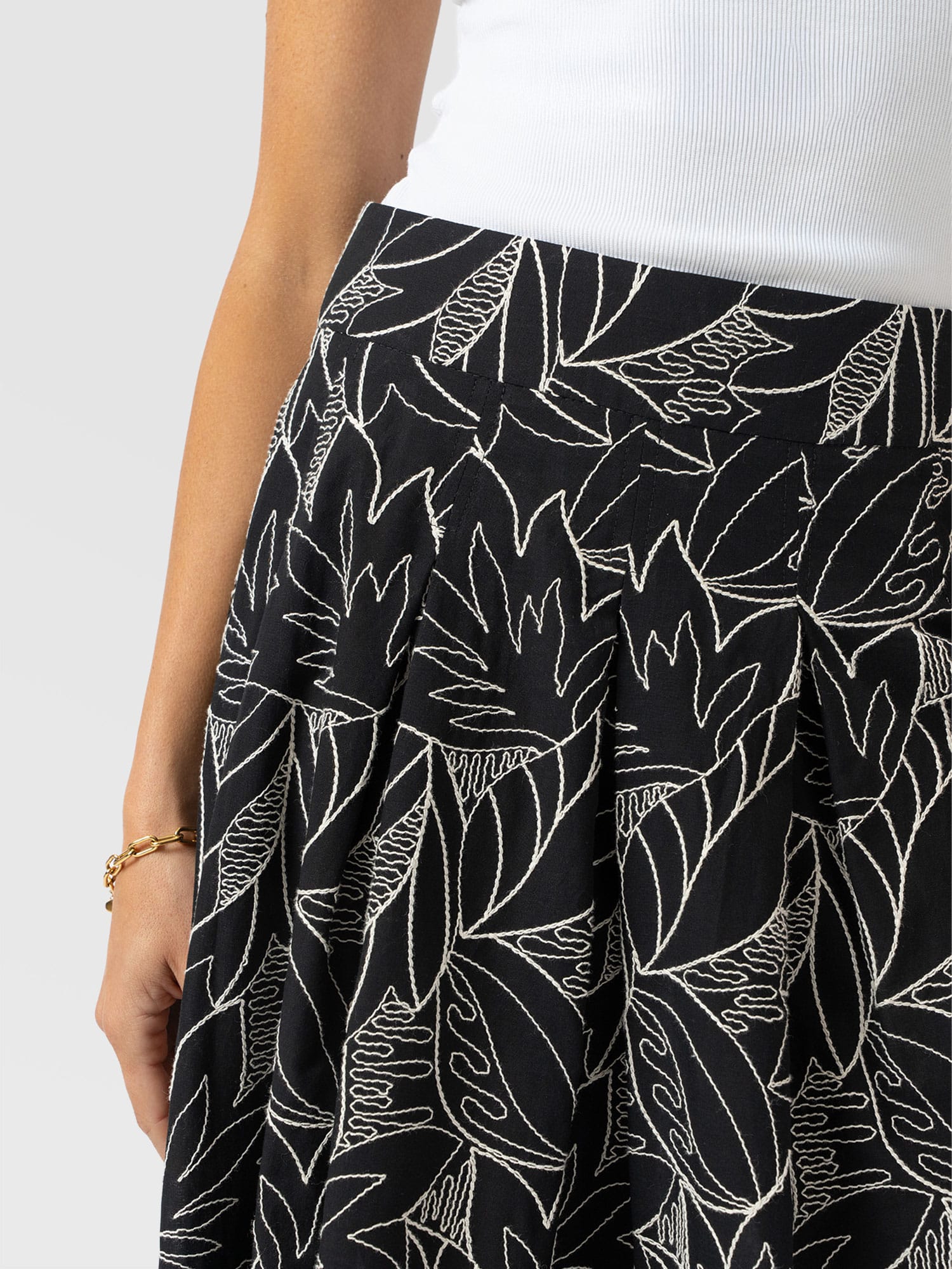 Eliza Pleated Skirt - Black Embroidered - Image 5