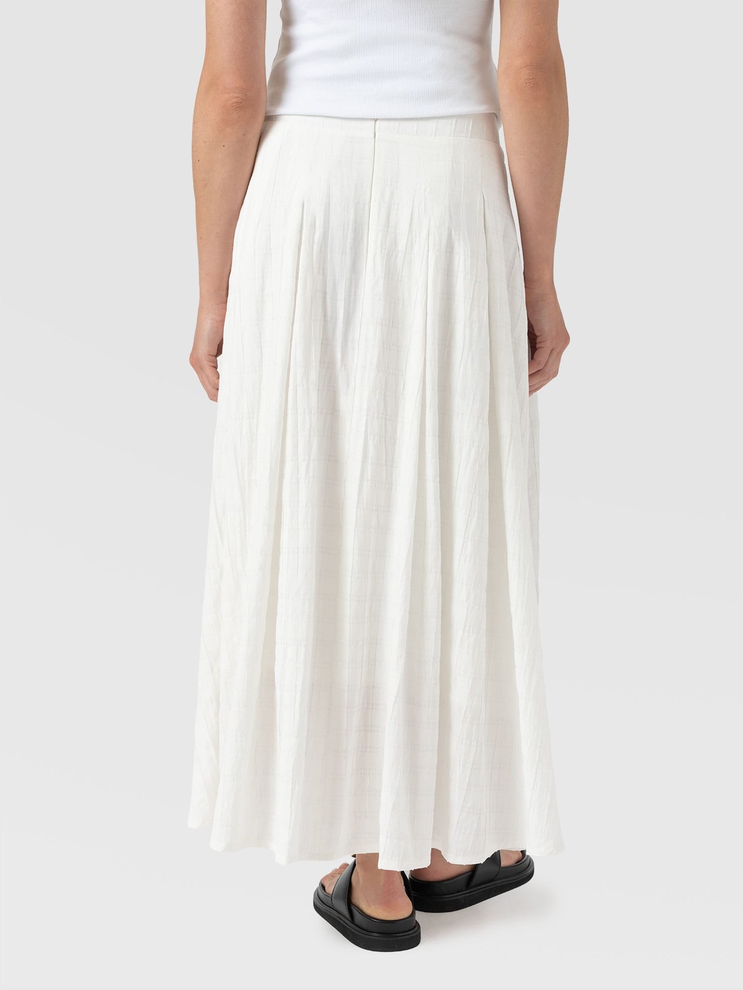 Eliza Pleated Skirt - White Textured - Image 6