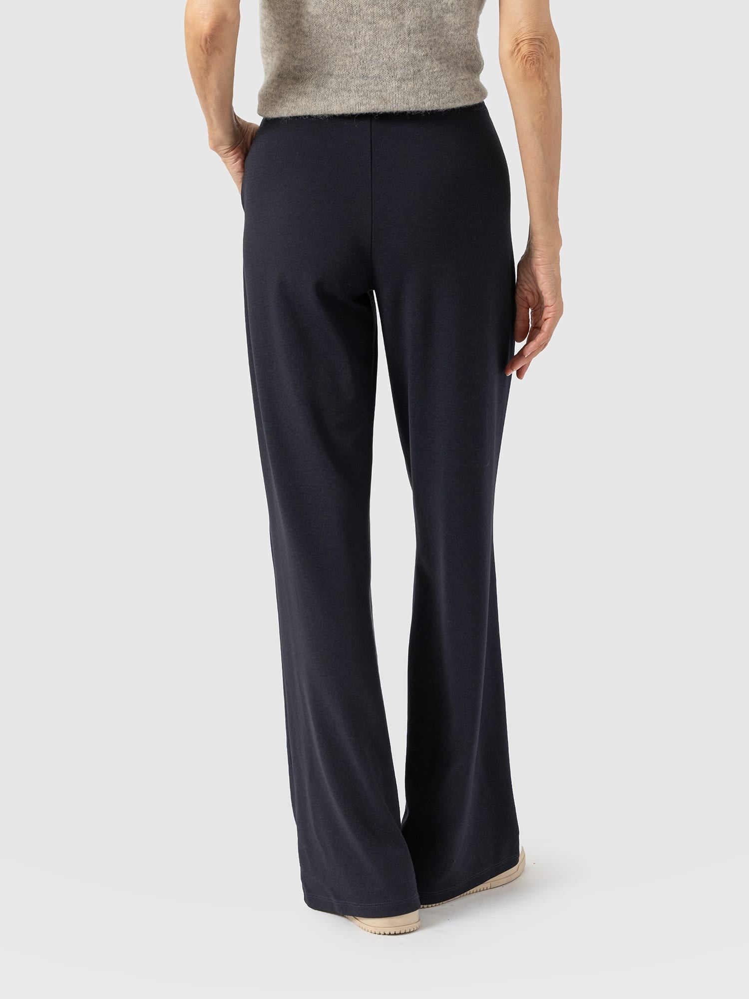 Hoxton Straight Leg Pant - Navy - Image 6